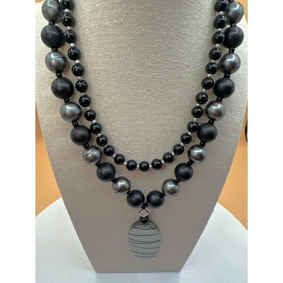 Double-Strand Beaded Necklace With Black & Silver Pendant.  B94 - Picture 4 of 10